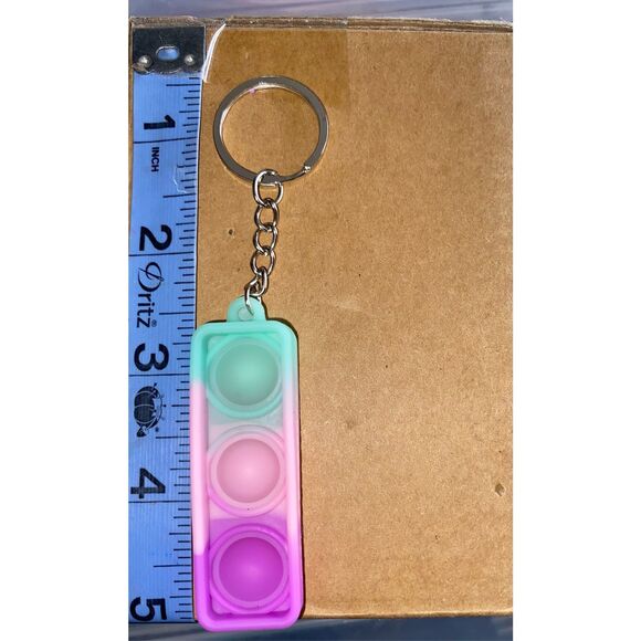 ☀️3/$12☀️ Letter “I” Pop Fidget Toy Keychain - Picture 2 of 3
